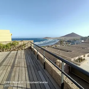 https://the-medano-spectacular-terrace-and-sea-views.tenerifehoteles.net
